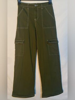 Honey Peach Olive Cargo Pants Size Medium